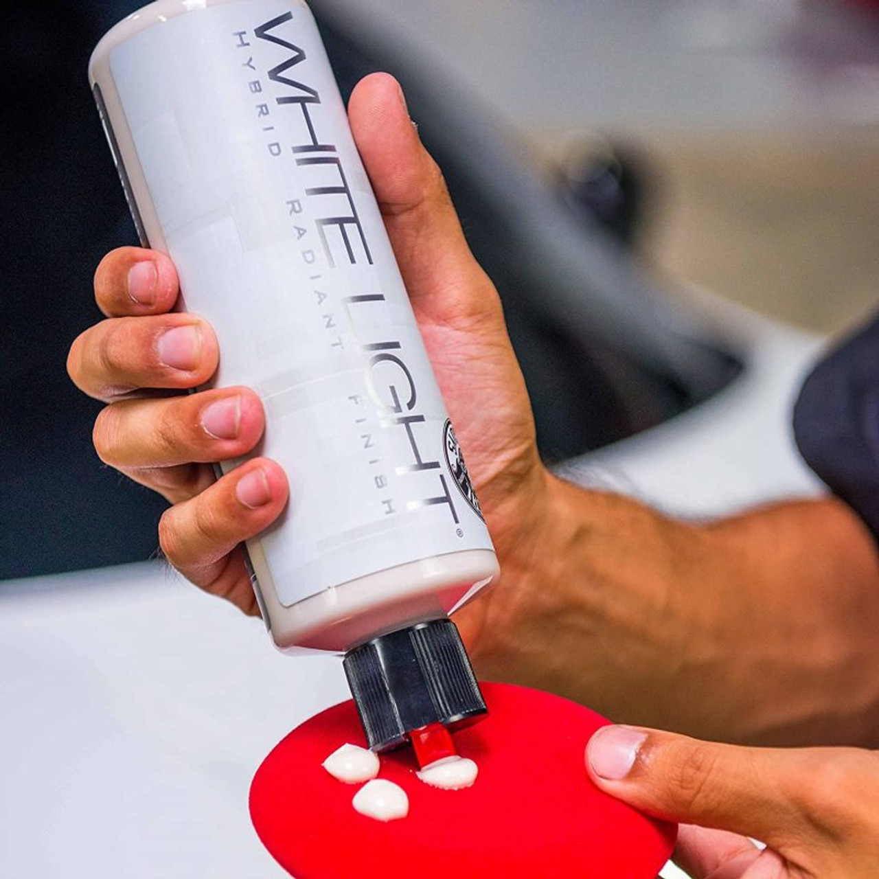 Chemical Guys White Light Hybrid Radiant Finish Gloss Enhancer & Sealant In One - 16oz - Adding to Foam Pad