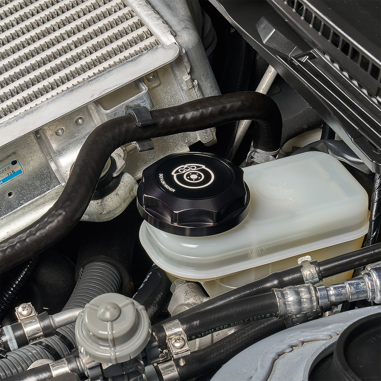 SUBARUレヴォーグVM4 ICE SBF IAG Revolve Brake Fluid Reservoir Cap w/ Anodized Color Accent for