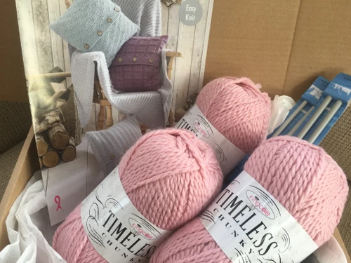 Pink Cushion Kit