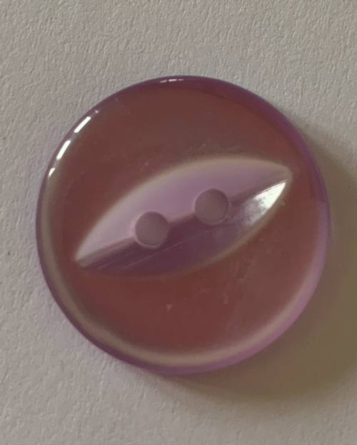 19mm Lilac Fish Eye Button