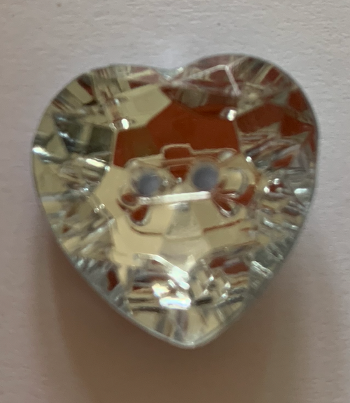 16mm Clear Heart Shaped Button