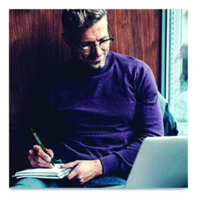 Vball Rt Liquid Ink Rollerball Pen, Retractable, Fine 0.7 Mm, Green Ink, Green/White Barrel