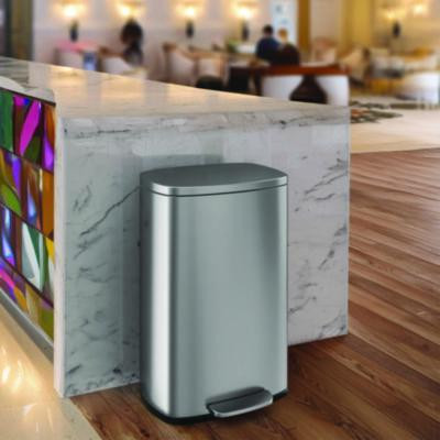 Step Pedal Trash Can, 13 Gal, Plastic/Stainless Steel, Silver
