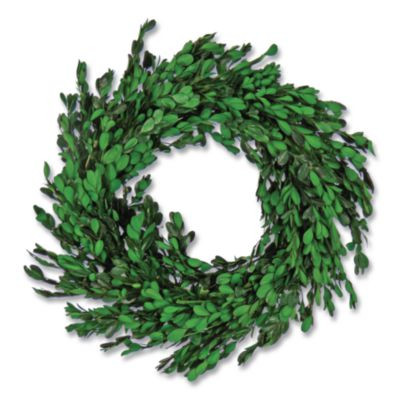 Spring Boxwood Wreath, 18" x 18" x 3.93", Green