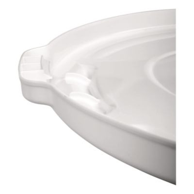 Brute Self-Draining Flat Top Lids For 32 Gal Round Brute Containers, 22.25" Diameter, White