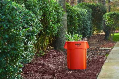 Brute Round Container, 44 Gal, Plastic, Orange