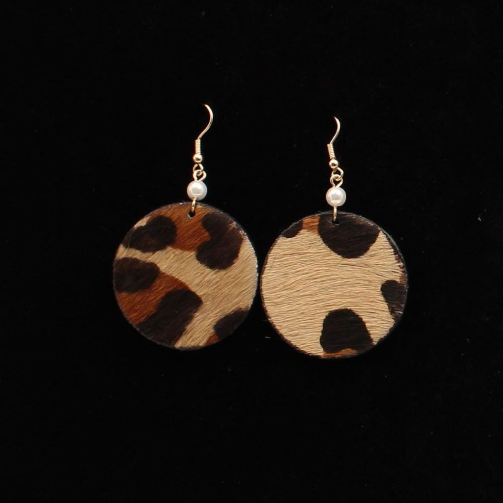 Cheetah Earrings Leopard Earringsbig Cat Earringswild - Etsy | Diy fabric  jewellery, Animal print earrings, Jewelry design drawing