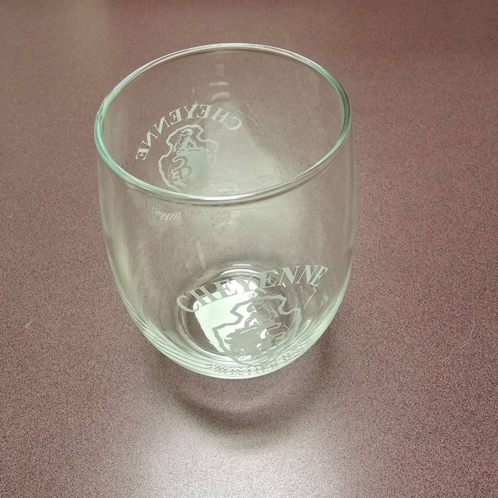 Etched Seamless Wine Glass