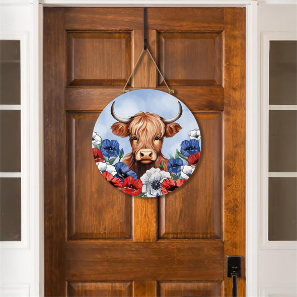 Patriotic Highland Cow Décor