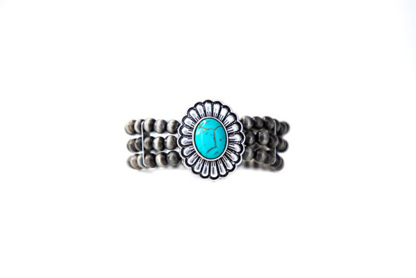 3 Strand Navajo Pearl Bracelet with Turquoise Concho