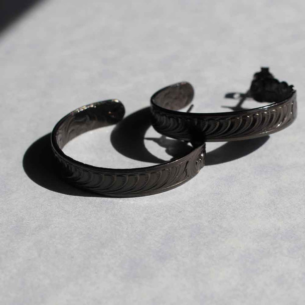 Midnight Filigree Hoop Earrings (05-002-1114)
