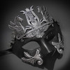Masquerade wedding ideas to wear masquerade mask for men and women.