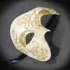Masquerade wedding ideas to wear masquerade mask for men and women.