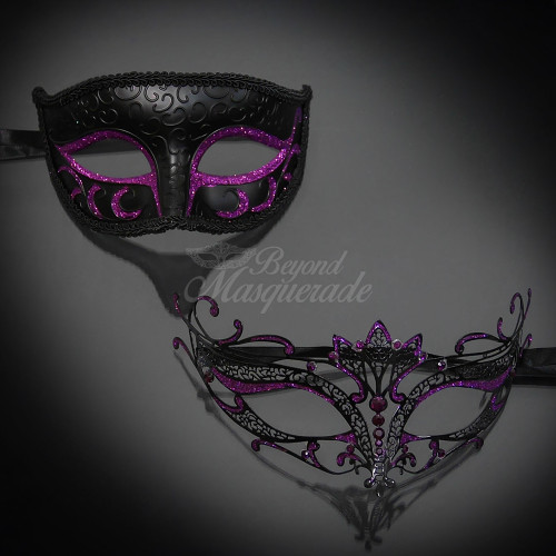 Going to a mardi gras party? This purple and black masquerade mask is perfect for the fun couple! The couple masquerade mask is in purple and black.