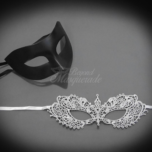 Couple's masquerade mask, couple masquerade mask. Couple masks, couple's matching masks. Ana steele mask, ana mask, anastasia steele mask, christian grey mask, christian mask, christian gray mask, christian grey mask, Fifty shades darker, fifty shades darker masquerade ball, fifty shades darker mask, fifty shades darker masquerade mask, masquerade mask, feather masquerade mask, fifty shades darker feather mask, silver masquerade mask, feather mask, fifty shades darker film, fifty shades of grey, fifty shades mask, fifty shades masquerade mask