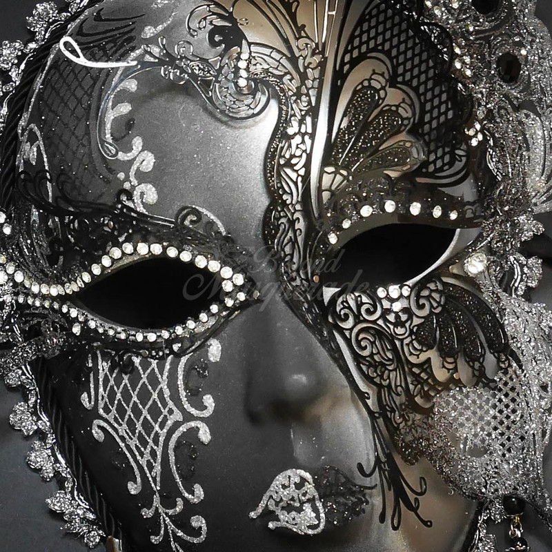 Masquerade Mask Luxurious Wall Decor Mask Silver Purple M31082