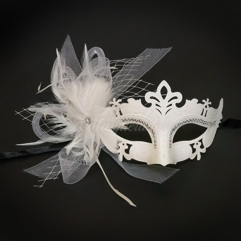 Masquerade mask, party mask, party masks, feather masquerade masks, bridal masquerade mask. Masquerade wedding decor.