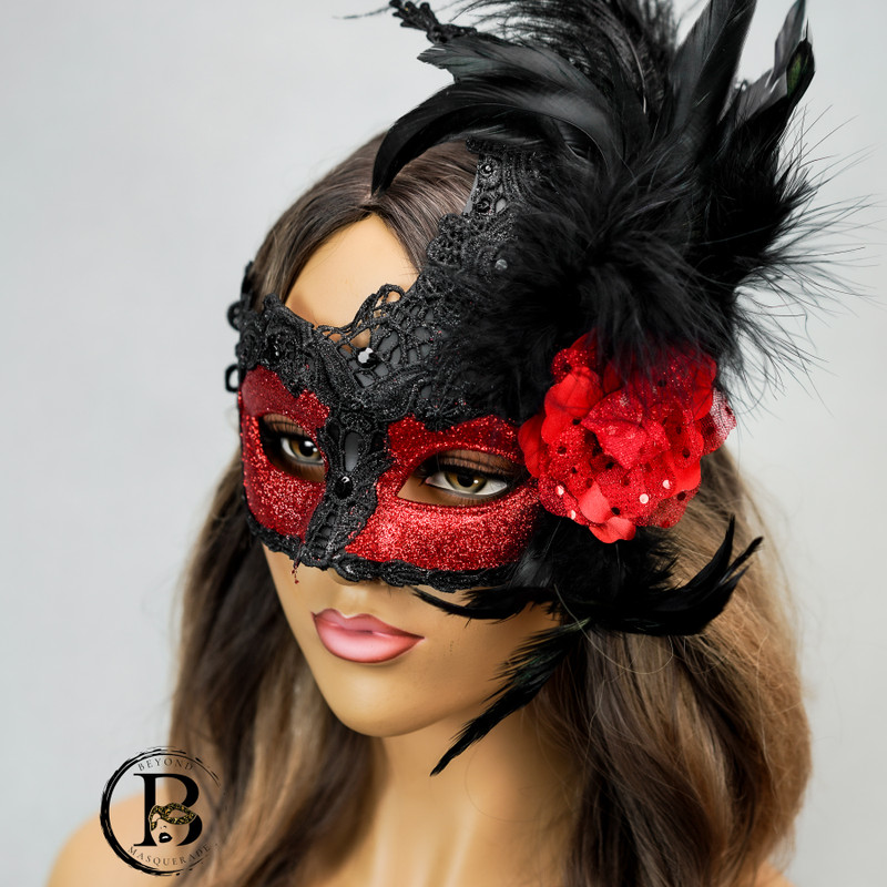 Black Red Feather Masquerade Mask for Women, Lace Mask, Metal Masquerade  Mask, Mardi Gras Masks, Red Rhinestones, Metal Lace Masquerade Mask 