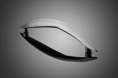 Forms+Surfaces 6" cc Meridian Cabinet Pull (right)