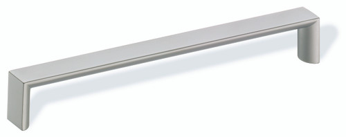 Schwinn 53172: 192mm cc Handle Pull - Satin Nickel Schwinn 53172: 192mm cc Handle Pull - Satin Nickel