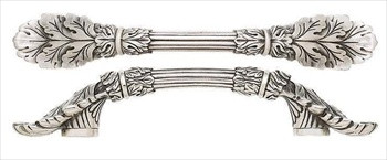 Edgar Berebi 8527ms: 3 cc Louis XV Cabinet Pull - Matte Sterling Silver
