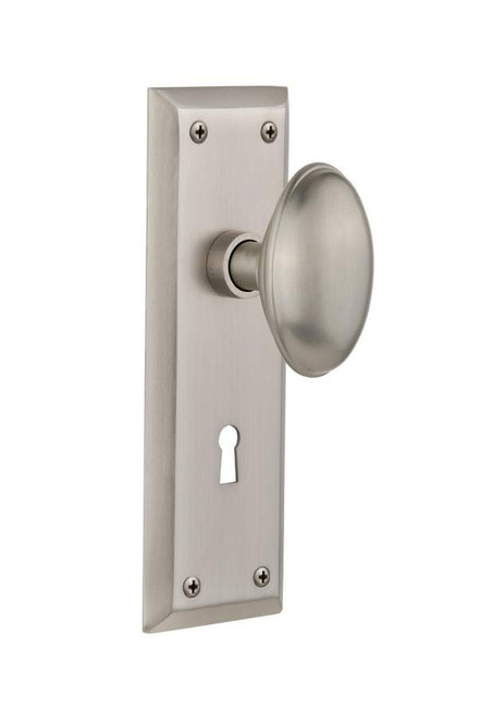 Nostalgic 704578: New York Backplate w/Homestead Knob Privacy Door Set - Satin Nickel