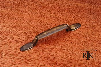 RKI CP-39-AE: 3" cc Lined Flat Foot Bow Cabinet Pull - Antique English