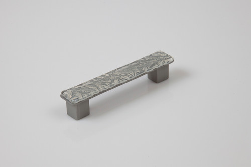 Grace White RSF4: 4" cc SilverFrost 4 Cabinet Pull - Silver/Grey
