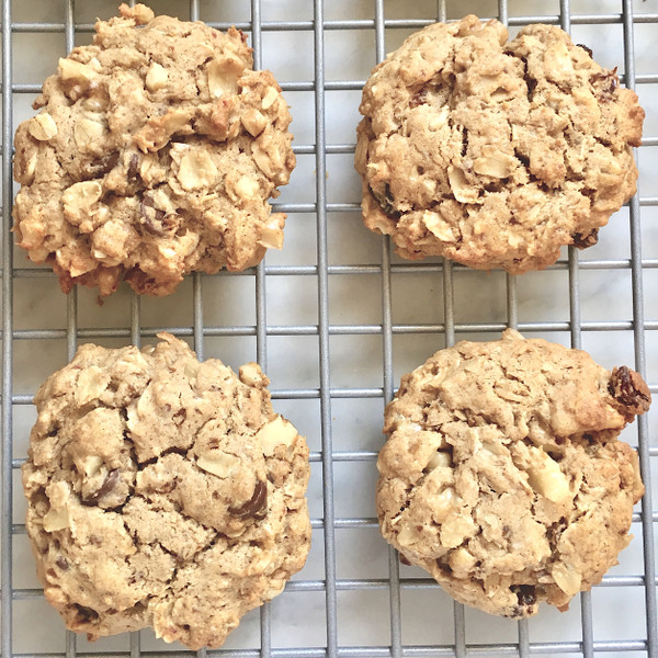 OATMEAL COOKIES: GLUTEN & DAIRY FREE OATMEAL COOKIES: GLUTEN & DAIRY FREE