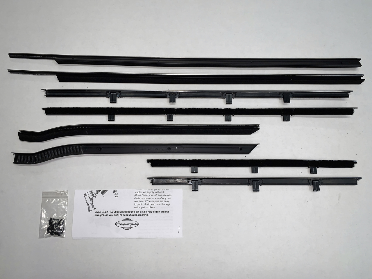 Window Sweeps Felt Kit Belt Line Weatherstrip for 1959-60 Chevy Impala Convertible Black Front Rear - Replacement Parts Image