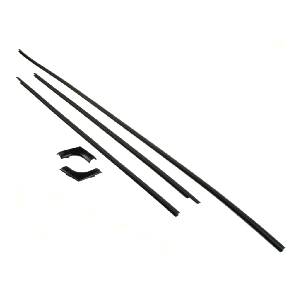 Windshield molding kit for 1989-1998 Geo Suzuki Tracker/Sidekick. Black upper and side reveal molding for windshield.