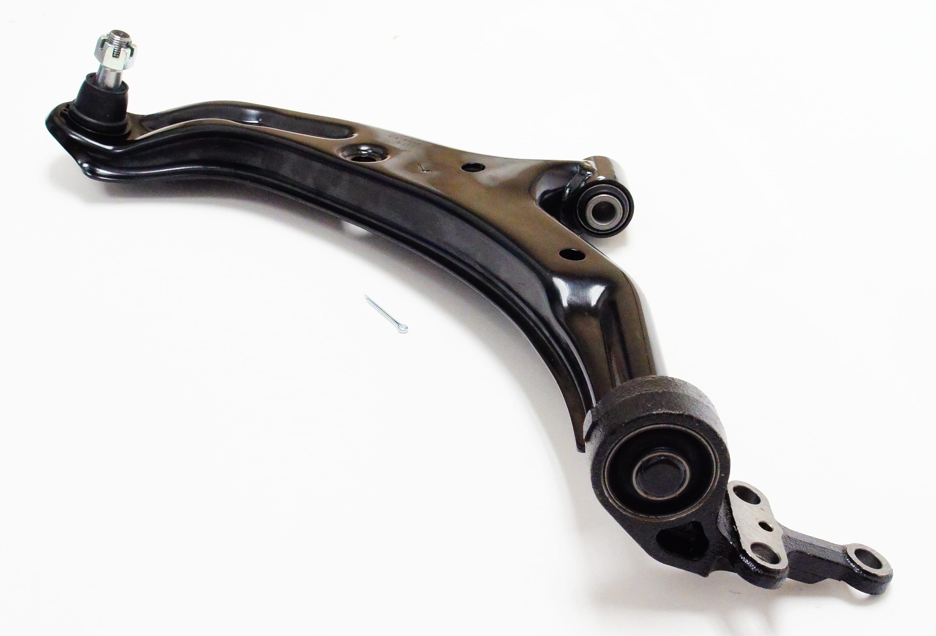 Control Arm and Ball Joint Assembly for 2000-2006 Nissan Sentra, Left