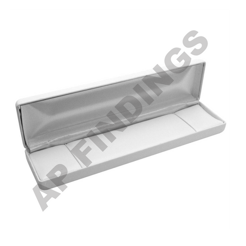 White Leatherette Bracelet/Watch Box