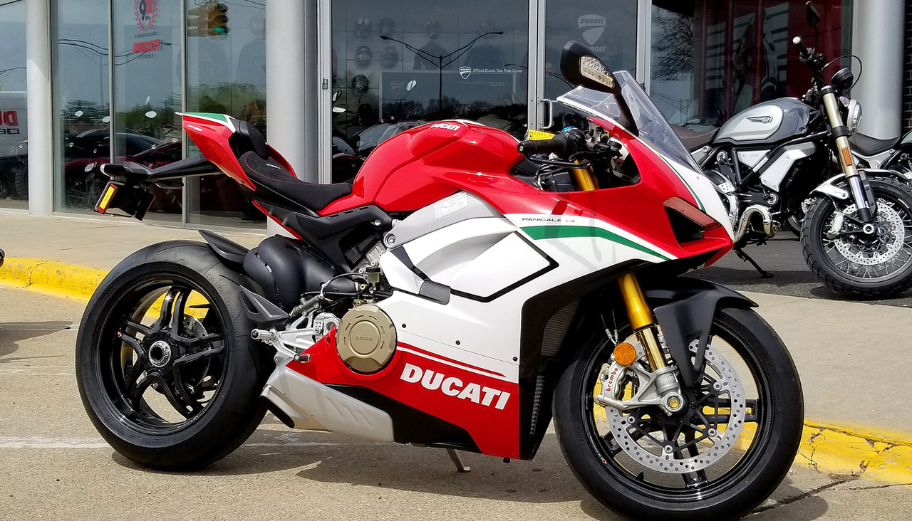 Ducati Panigale V4 Ducati 650 Super Sport Ducati Panigale V4