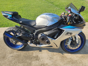 Buy Alien Head Full System Black 14" Muffler GSX-R600/750 (11-26) SKU: 397593 at the price of US$ 1979 | BrocksPerformance.com