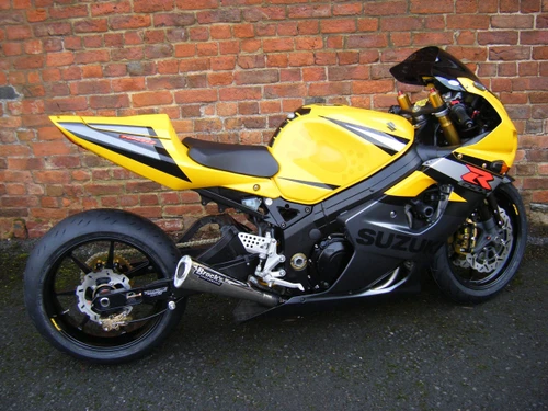 Buy Alien Head Full System 14" Muffler GSX-R1000 (01-04) SKU: 392549 at the price of US$ 1599 | BrocksPerformance.com