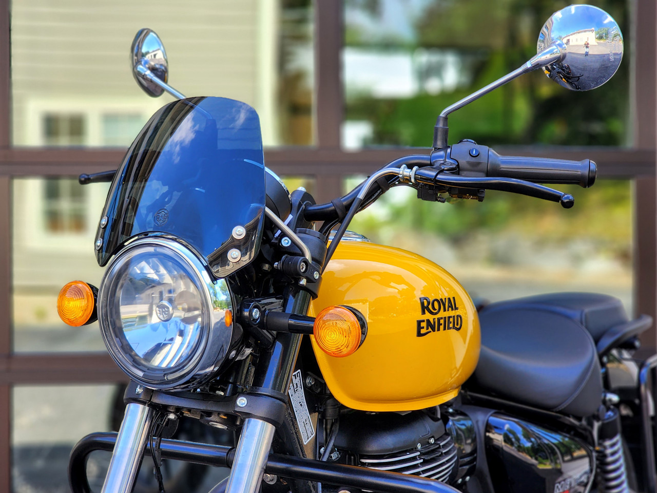 Tinted Flyscreen Kit (Meteor) - AlphaCars & Motorcycles