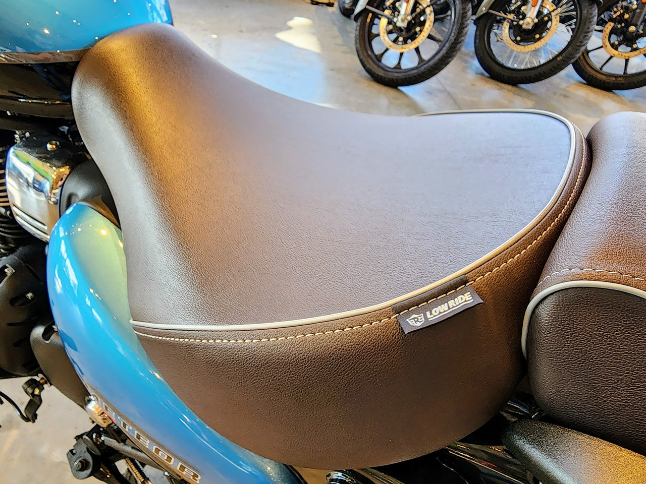 Low Rider Seat (Meteor) AlphaCars & Motorcycles Online Store
