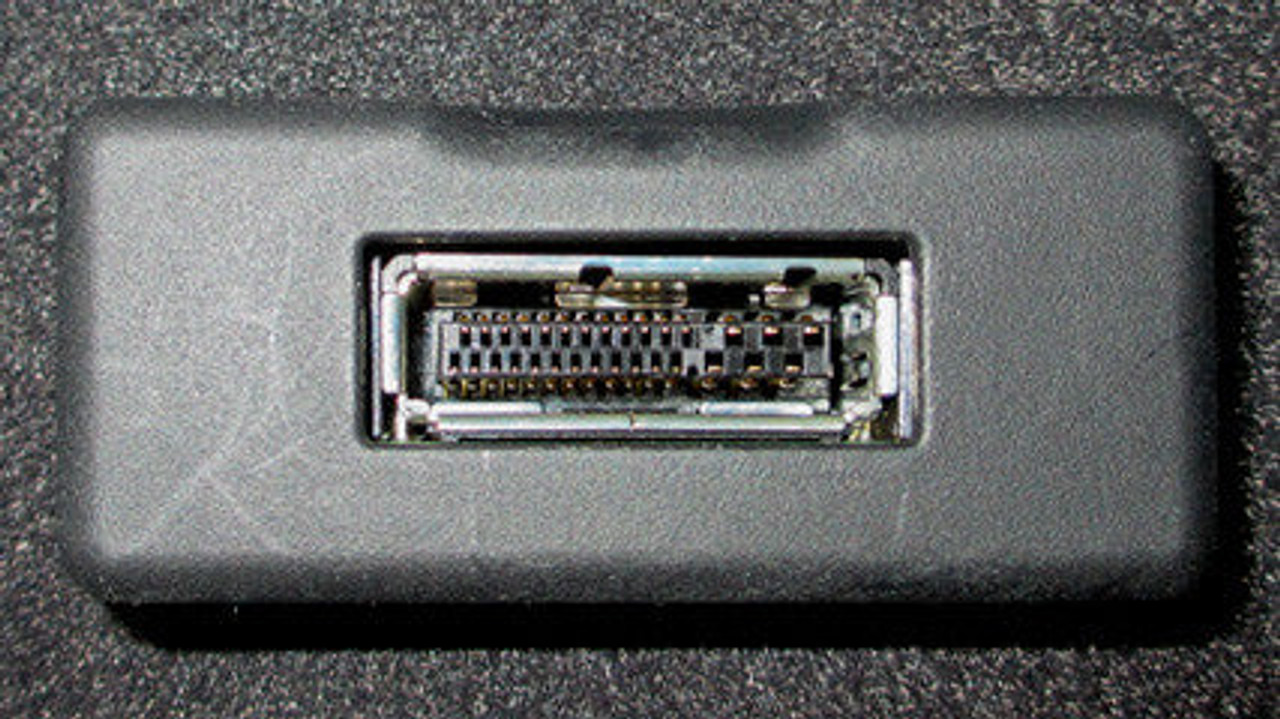 Fits on Mercedes-Benz equipped with this MMI port.