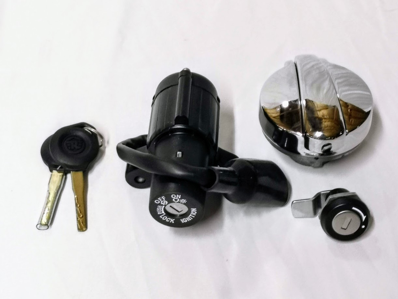 Locking Set w/ Spare Key (Royal Enfield)