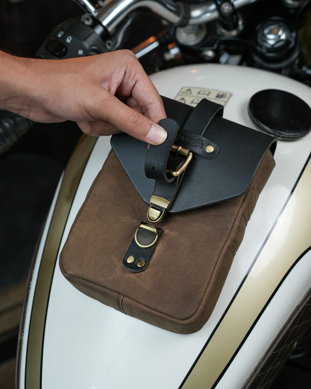 Tank Pouch