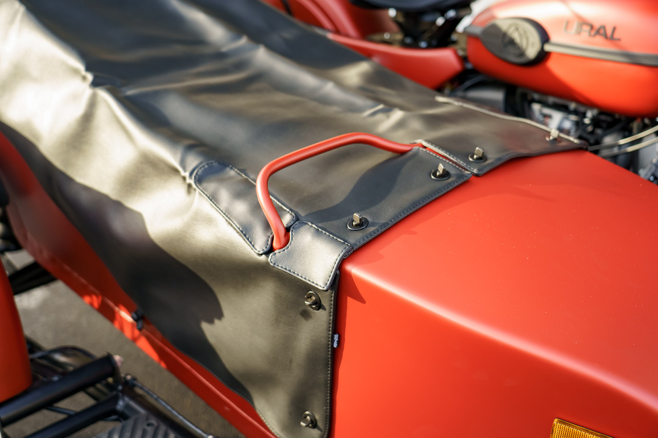 2013 and Newer Sidecar Tonneau Cover