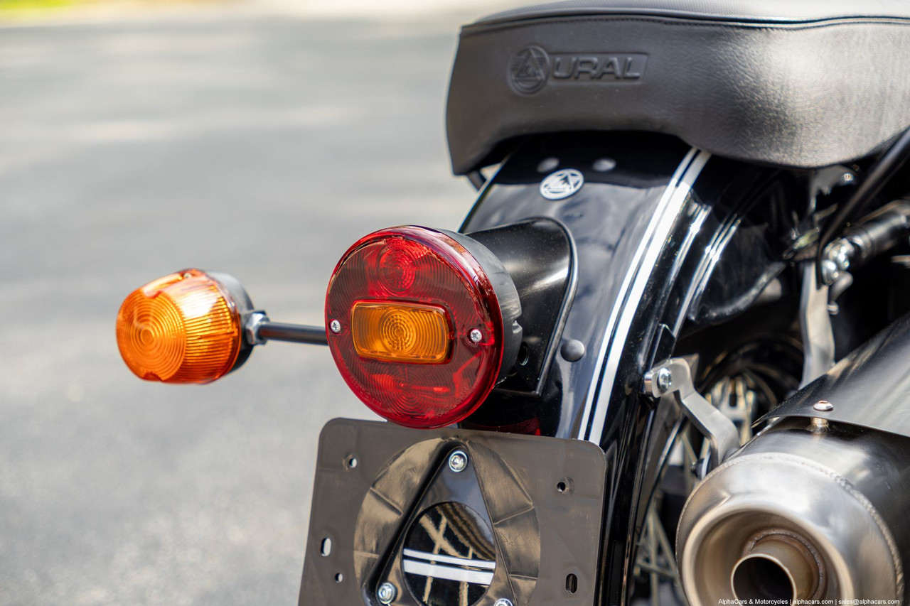 Tail Light Assembly (Retro) - AlphaCars & Motorcycles Online Store