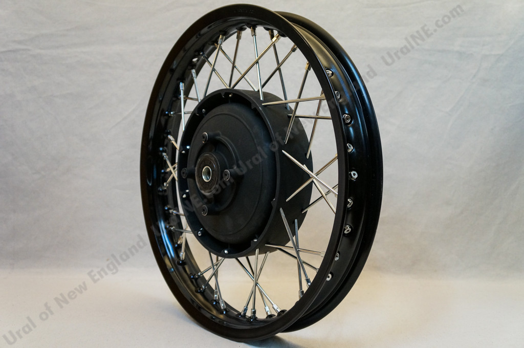 18 in. Aluminum Spoke Wheel Assembly (2014+) - AlphaCars
