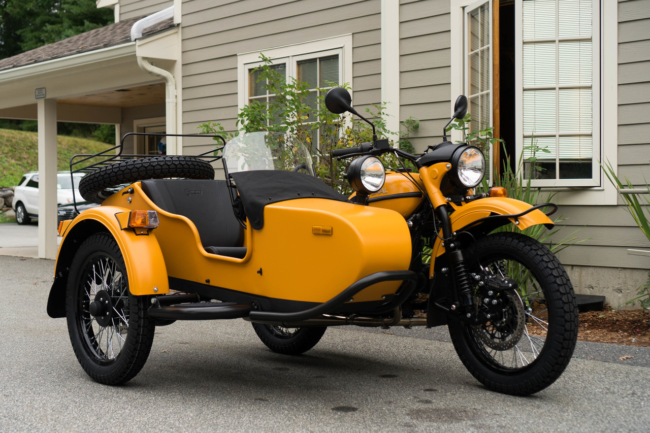 Sidecar Windshield Assembly (Short) - AlphaCars & Motorcycles