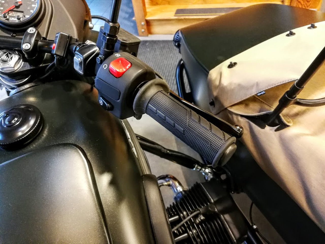 Variable Output Heated Grips System