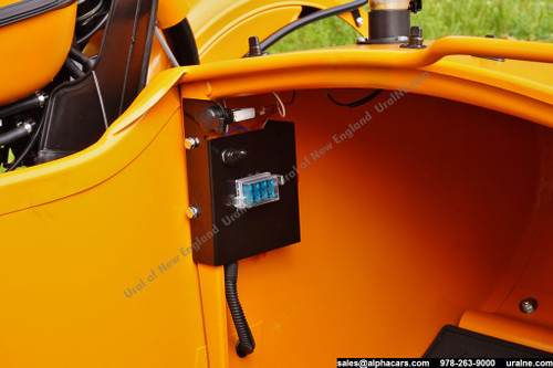Sidecar Fuse Panel w/ US 12v Socket