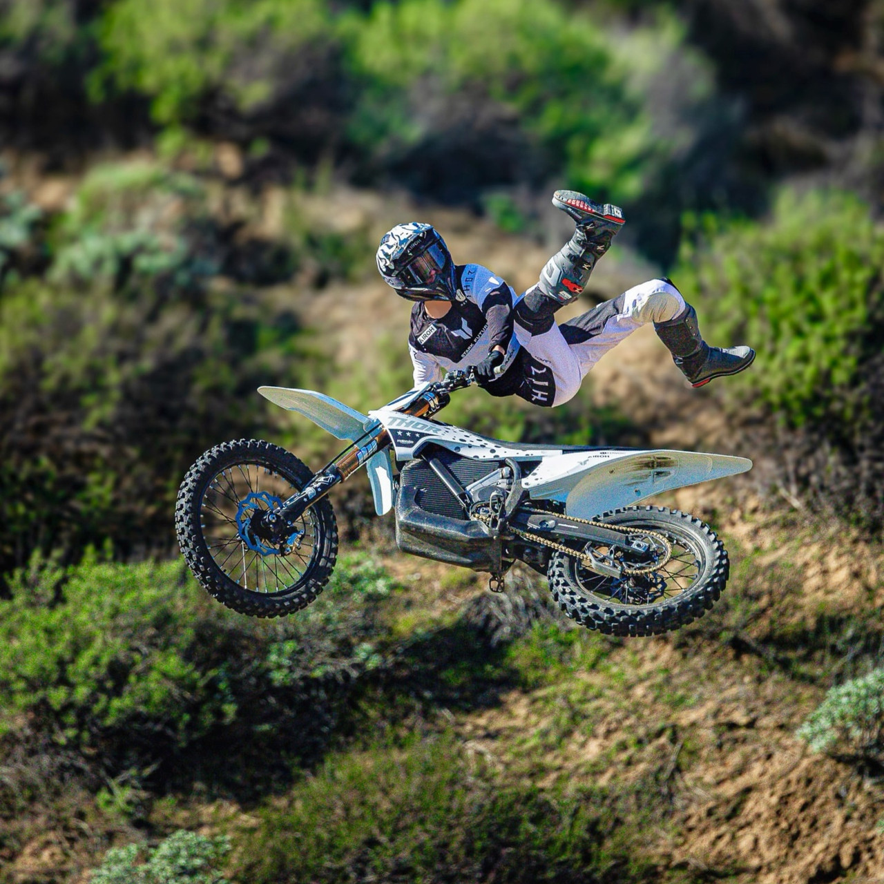 JBI Spec God Mode, Quarter Pipe, SX/FMX, SoCal Hills