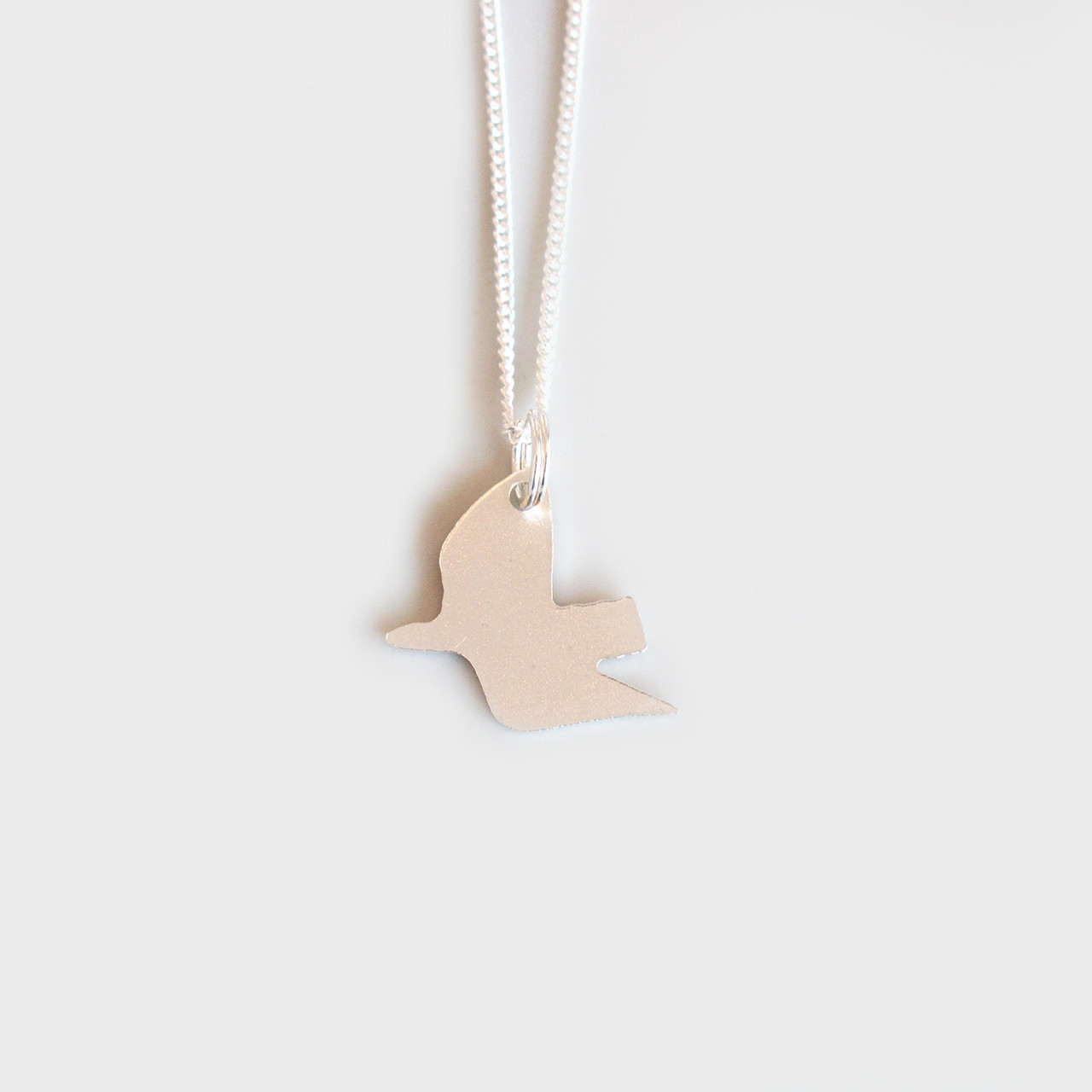 GOLDEN SMALL DOVE NECKLACE | EMMA ISRAELSSON