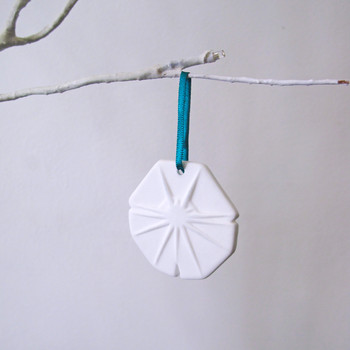 Small Bone China Snowflake Christmas Decoration - Octagon 